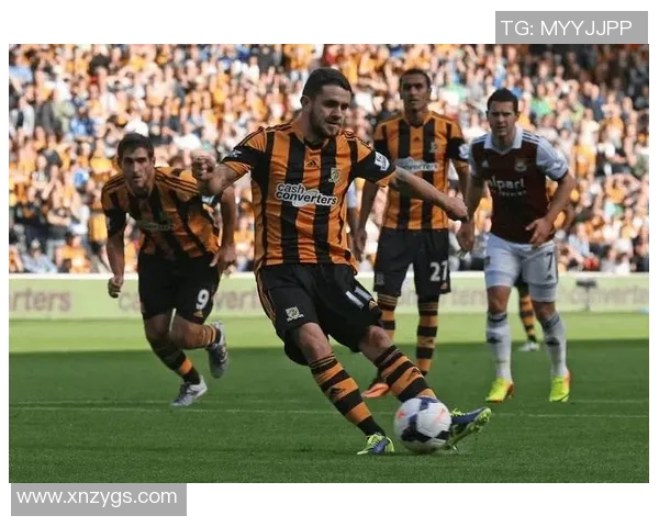 赫尔城与狼队激战正酣精彩瞬间回顾与分析